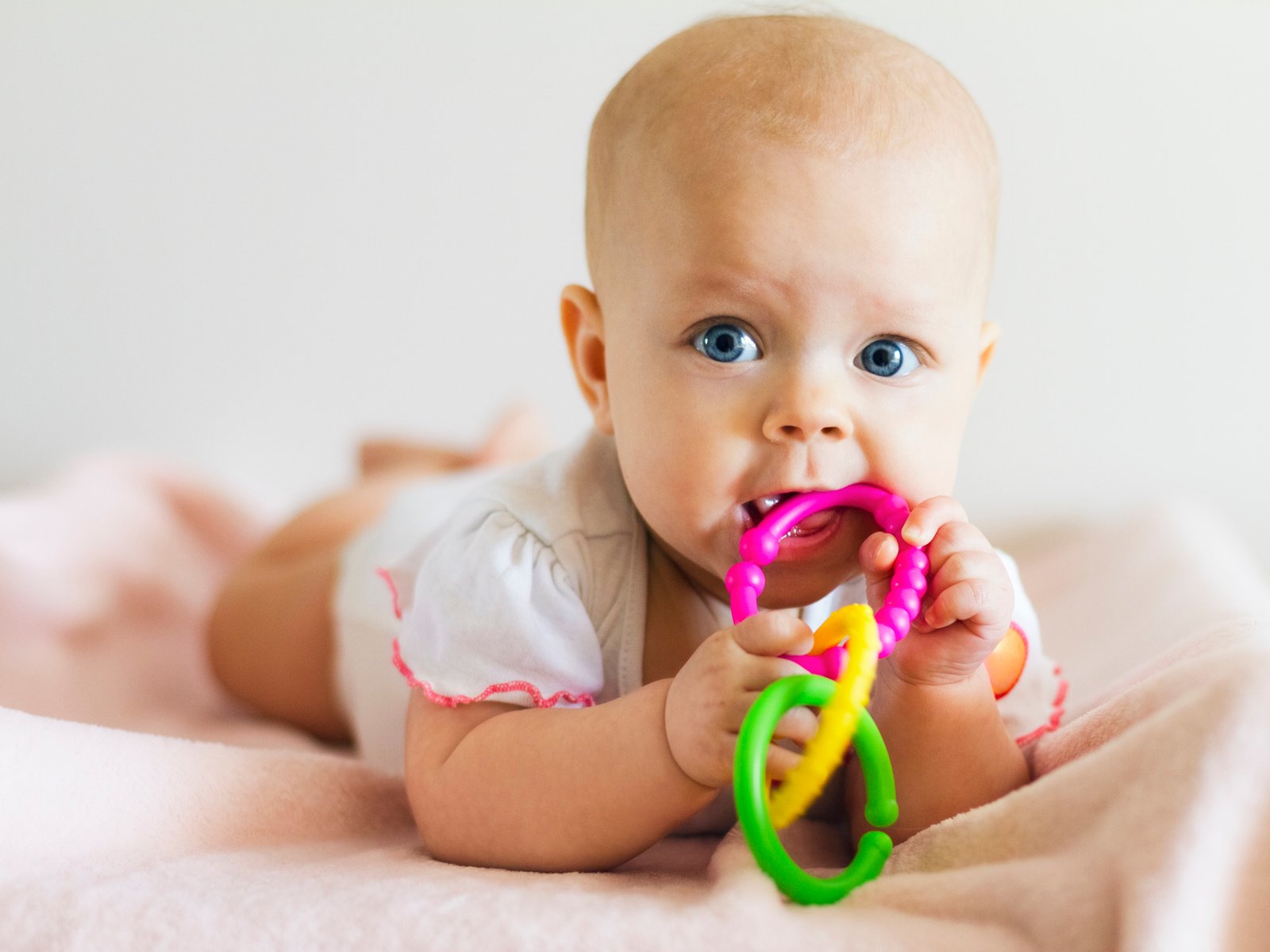 Silikon-Spielzeug für zahnende Babys, Baby & Kind Babyartikel Pflege & Entwicklung Beißringe 