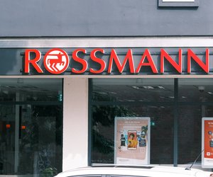 Handtücher gut verstaut: Mit den Wandhaken im praktischen 3er-Set von Rossmann