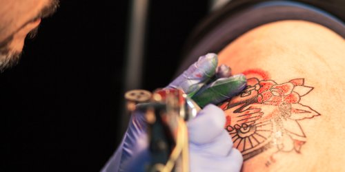 Sternenkinder-Tattoos: Unsichtbarer Schmerz wird sichtbare Kunst