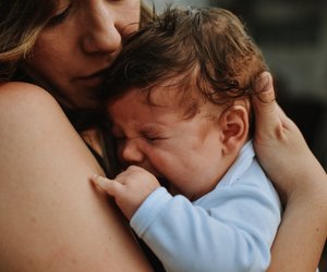 7 Tipps, die hustenden Babys und Kids schnell helfen