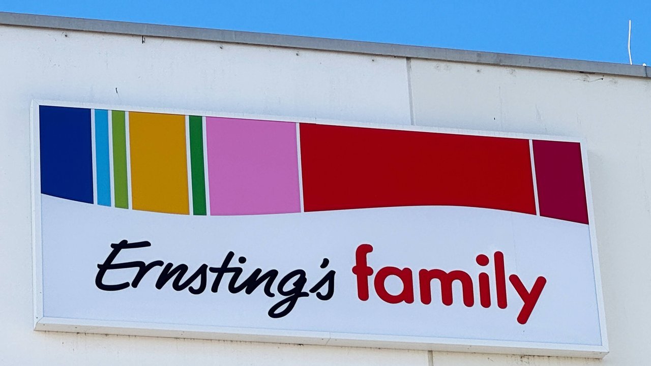 Bei Ernsting's family: Eine niedliche Spardose für die Kleinen.