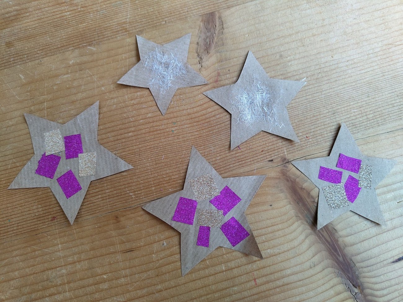 Sterne Basteln Mit Kindern Unter 3 Jahren Sterne basteln mit Kindern: 9 leichte Ideen