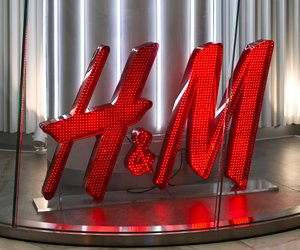 Das magische H&M-Kostüm für kleine Fans von Die Schöne und das Biest holen sich alle