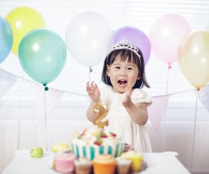 2. Geburtstag feiern: Die schönsten Ideen, Geschenke & Deko-Tipps