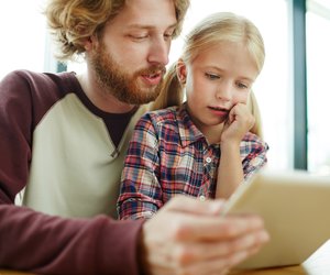 Medienkonsum von Kindern: Diese Medienzeiten werden empfohlen