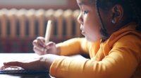 Schreiben lernen: So könnt ihr euer Kind am besten unterstützen