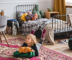 Stubenhocker und glücklich damit! 5 entspannte Tipps für Eltern