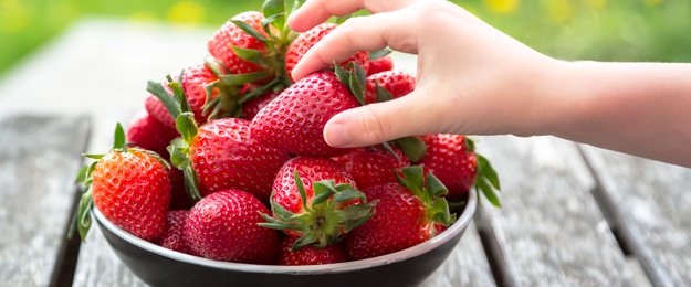 Erdbeer-Quiz: Weißt du ALLES über die beliebte Beere?