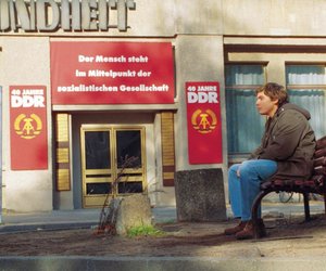 11 richtig gute unterhaltsame Filme über die DDR, die Wendezeit und den Mauerfall