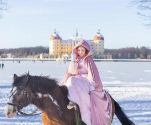 Wie im Märchen: Dieser „Drei Haselnüsse für Aschenbrödel“-Kalender bringt dir Kindheitserinnerungen zurück!