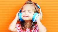 Hörspiele & Hörbücher für Kinder: Darauf solltet ihr als Eltern achten