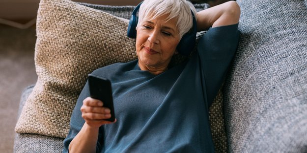 15 Podcast-Perlen, die Ü60-Hörer begeistern werden