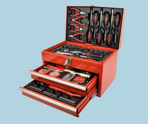 Hammerdeal bei Aldi: Komplett ausgestattete Werkzeugbox zum Schnäppchenpreis