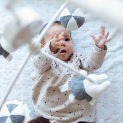 Diese 60 chinesischen Vornamen für euer Baby sind selten und kreativ