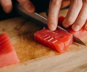 Thunfisch und Stillen: Ist er für mich und mein Baby gesund?
