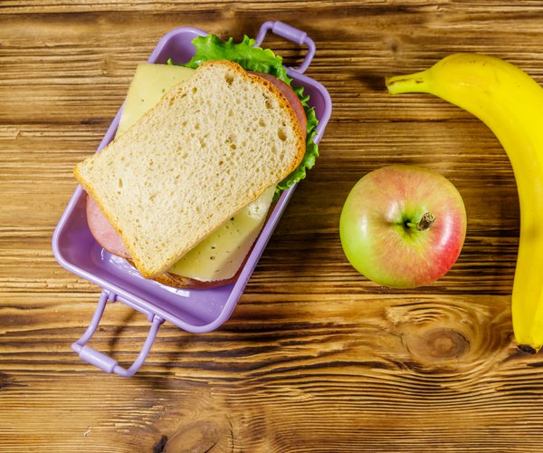 Startkar für Schule Alle lieben diese Lunchbox mit Mehrwegbesteck von Depot