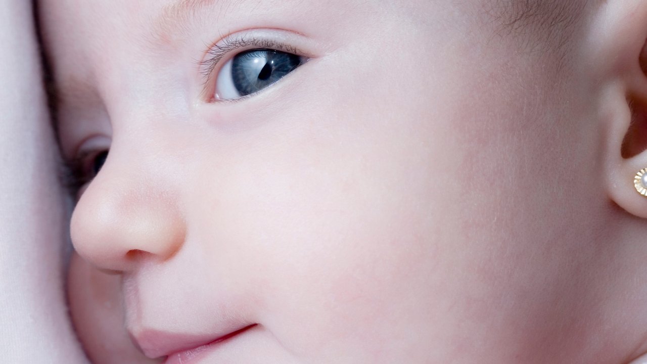 Wie Schnell Wachsen Ohrlöcher Zu Bei Kindern www.familie.de