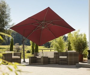 Schattenspender: Amazon verkauft Premium-Sonnenschirm stark reduziert