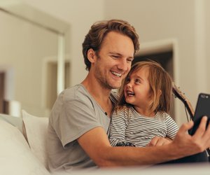 ChatGPT vs. familie.de: Wer gibt die besseren Antworten auf Elternfragen?