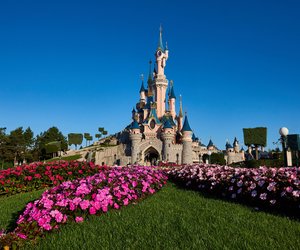 Zauberhafter Start ins neue Jahr: Gewinne eine Reise nach Disneyland® Paris!