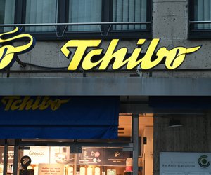 Warme Farbe, gute Größe und ein günstiger Preis: Diesen robusten Teppich gibt's bei Tchibo