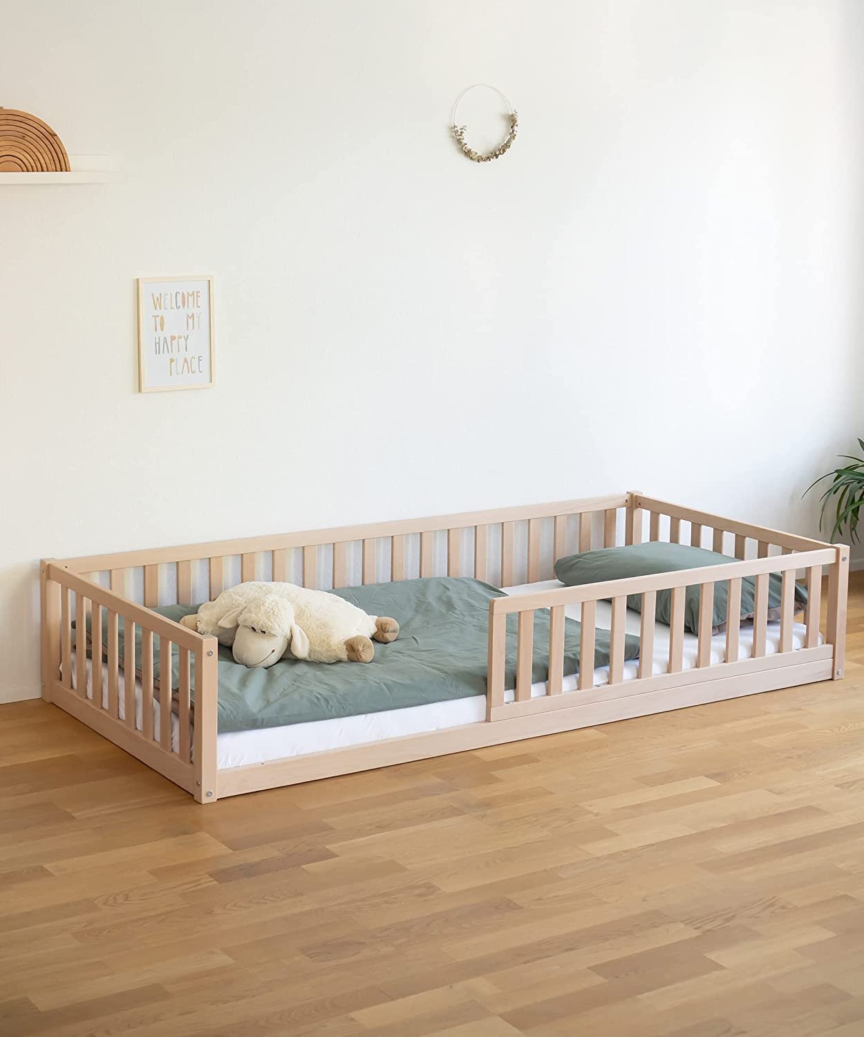 Montessori-Möbel: Bodenbett Ehrenkind