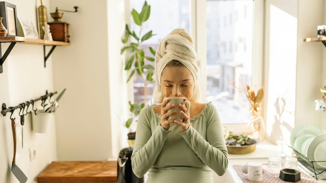 Auf keinen Fall Estragon-Tee in der Schwangerschaft!