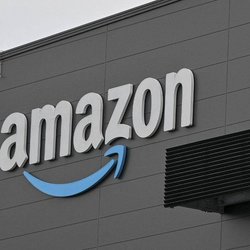 Mit hängenden Solarlampen von Amazon wird dein Garten zum gemütlichen Rückzugsort