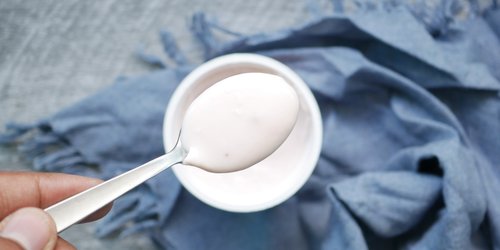 Das Wasser auf dem Joghurt: Das steckt wirklich dahinter