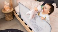 Bettschutzgitter: Mit diesen 4 Modellen liegen eure Sprösslinge sicher und gemütlich
