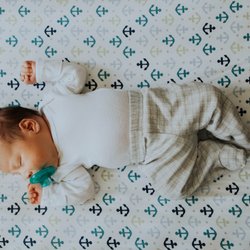 Tipps für erholsamen Schlaf: Diese Schlaftemperatur braucht euer Baby