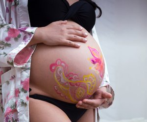 Kostüme für Schwangere: 13 witzige Ideen für Verkleidungen mit Babybauch