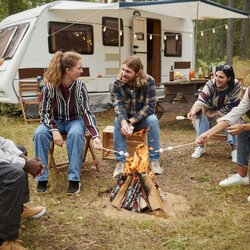 Solar-Power fürs Camping: Diese 9 Gadgets sind echte Energiewunder
