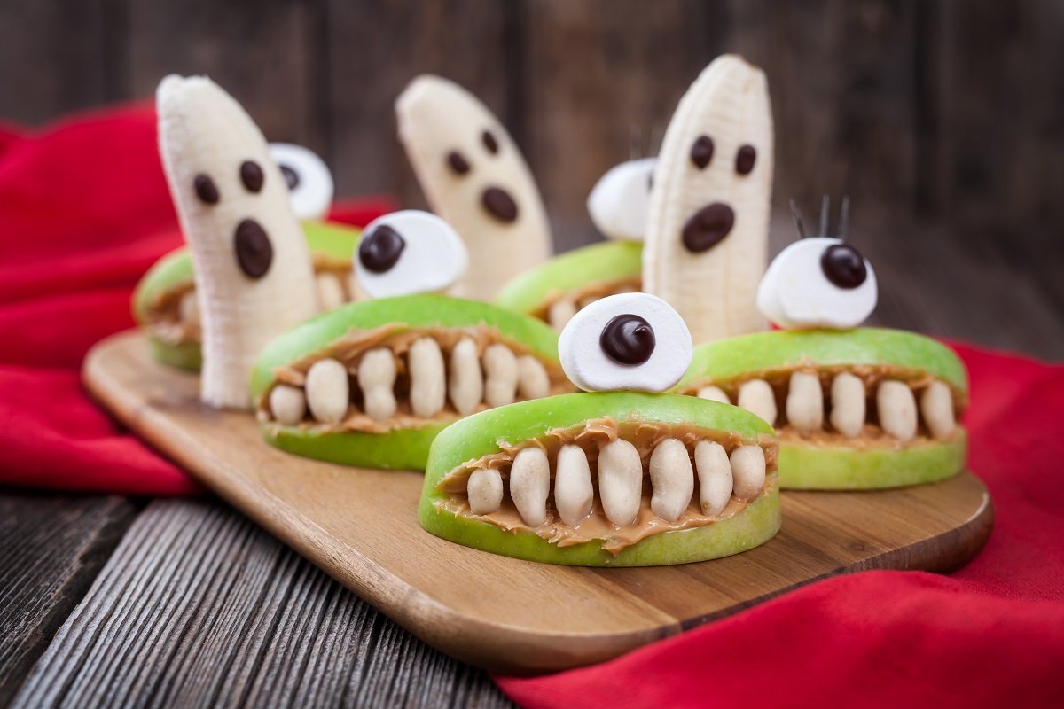 Halloween-Essen für Kinder: Diese 4 Rezepte sind lecker & gruselig Halloween-Essen für Kinder: Diese 4 Rezepte sind lecker & gruselig