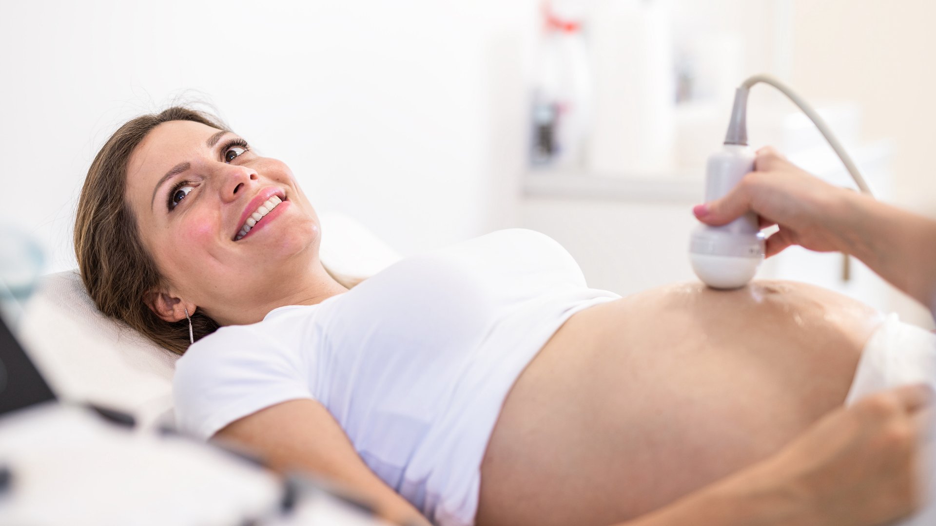 Die Faustregel: Ab wann Ultraschall über Bauch?