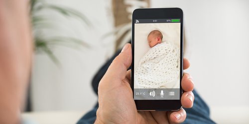 Babyphone mit Kamera im Test: Die Stiftung-Warentest-Sieger & Online-Bestseller