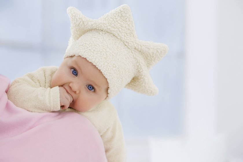 Baby girl in star shape hat with finger in mouth model released PUBLICATIONxINxGERxSUIxAUTxHUNxONLY SMOF000516

Baby Girl in Star Shape has With Fingers in Mouth Model released PUBLICATIONxINxGERxSUIxAUTxHUNxONLY SMOF000516