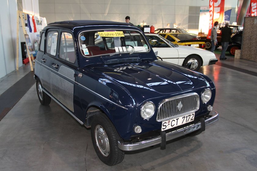 Renault R4 Parisienne (Baujahr 1964) auf der Oldtimer Messe Stuttgart, 2014