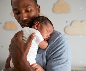 Baby beruhigen, wenn es schreit: 10 Sofort-Tipps gegen Unruhe