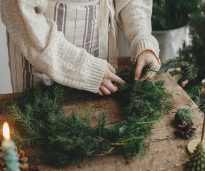 Adventskranz haltbar machen: Mit unseren Tipps hält er lange