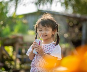 Bestseller auf Amazon: Diese Trinkflasche für Kinder ist perfekt für Schule und Co.