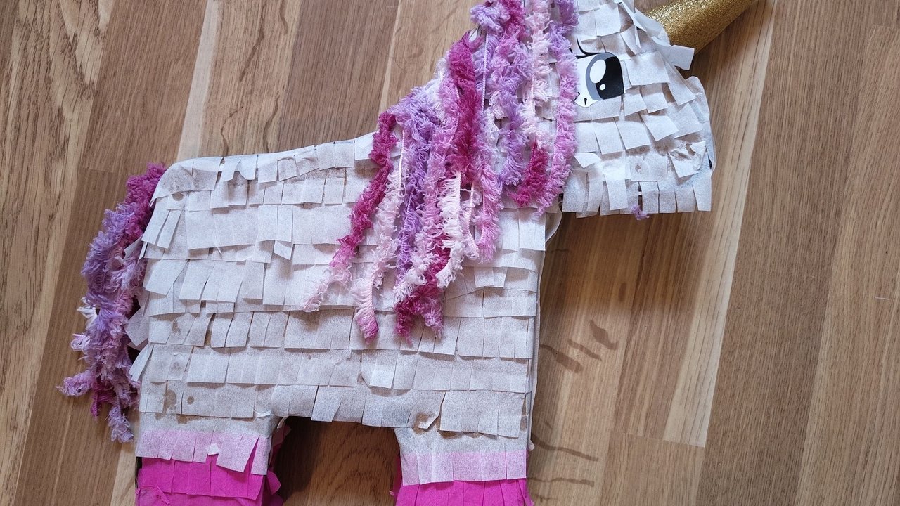 Einhorn Pinata basteln