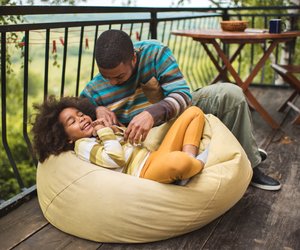 Sitzsack für Kinder: Die 4 besten Modelle zum Kuscheln & Entspannen