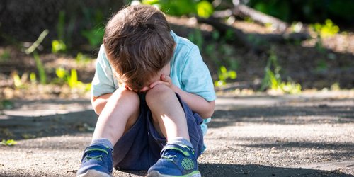 Mobbing im Kindergarten: Wie ihr als Eltern reagieren solltet und wie auf keinen Fall