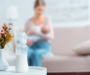 Kuhmilch fürs Baby: Dürfen Babys Milch trinken?