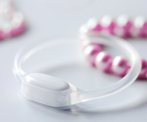 Zyklusmesser auf Rezept: Diese Krankenkassen finanzieren euch den OvulaRing