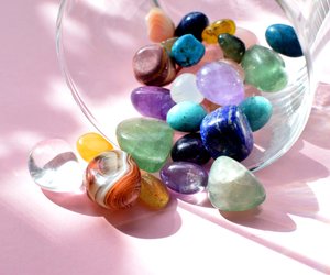 Mut und Selbstvertrauen schenken: Die besten Glückssteine für kleine Abenteurer