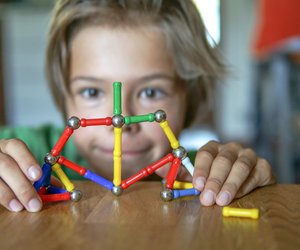 Wie funktioniert ein Magnet? Einfach erklärt für Kinder