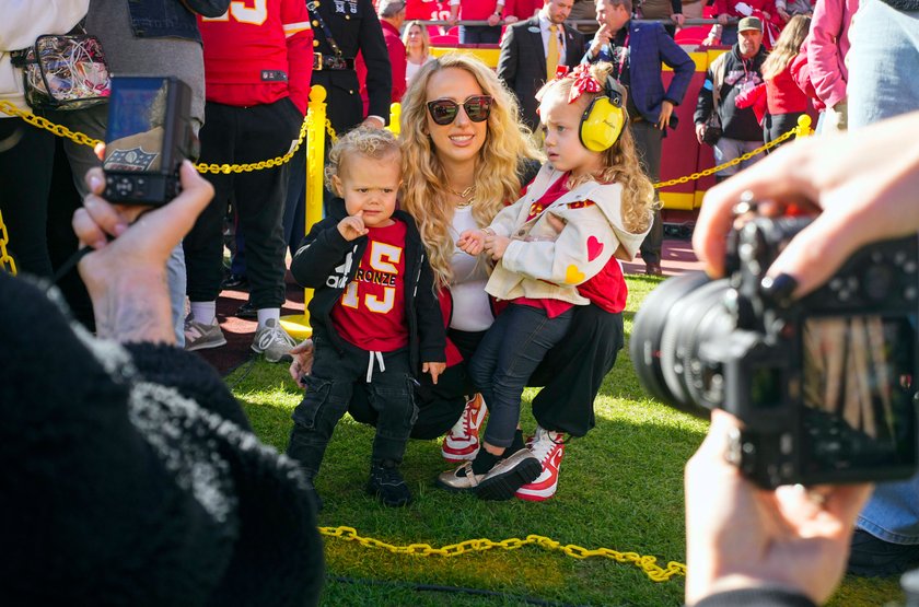 Brittany Mahomes mit ihren Kindern