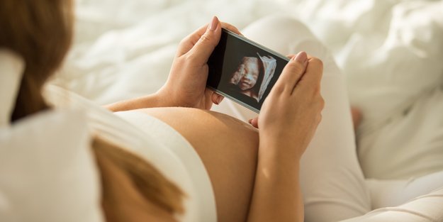 3D-Ultraschall: Sinnvolle Untersuchung vs. Babywatching